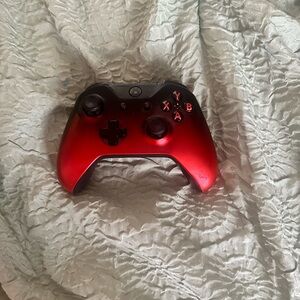 Xbox controller - Red & Black